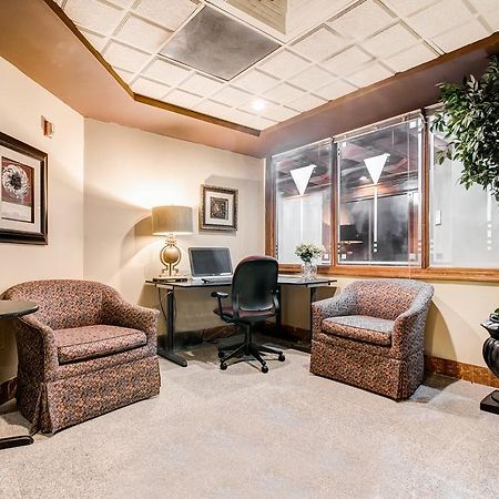 Ramada Plaza By Wyndham Atlanta Airport Hotel College Park Luaran gambar