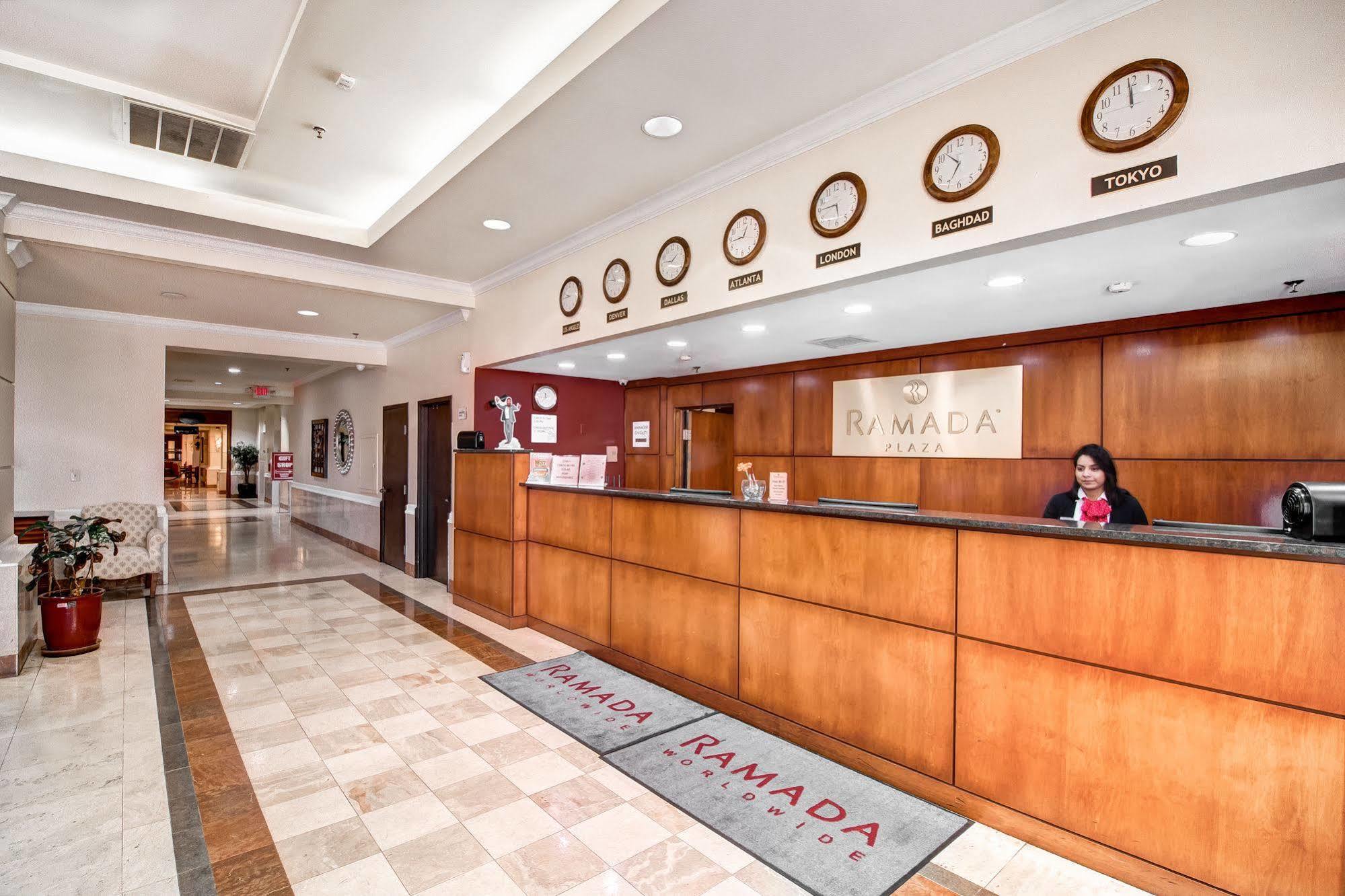 Ramada Plaza By Wyndham Atlanta Airport Hotel College Park Luaran gambar