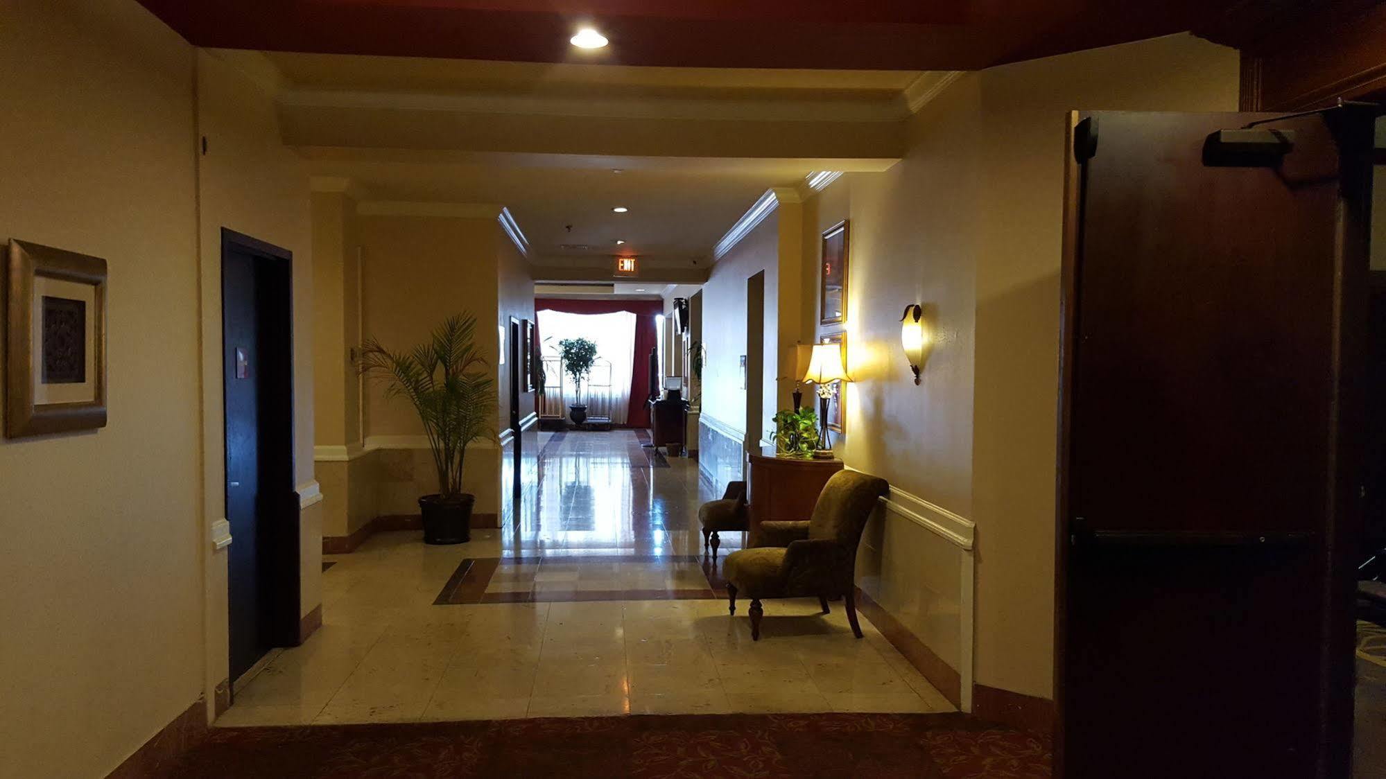 Ramada Plaza By Wyndham Atlanta Airport Hotel College Park Luaran gambar