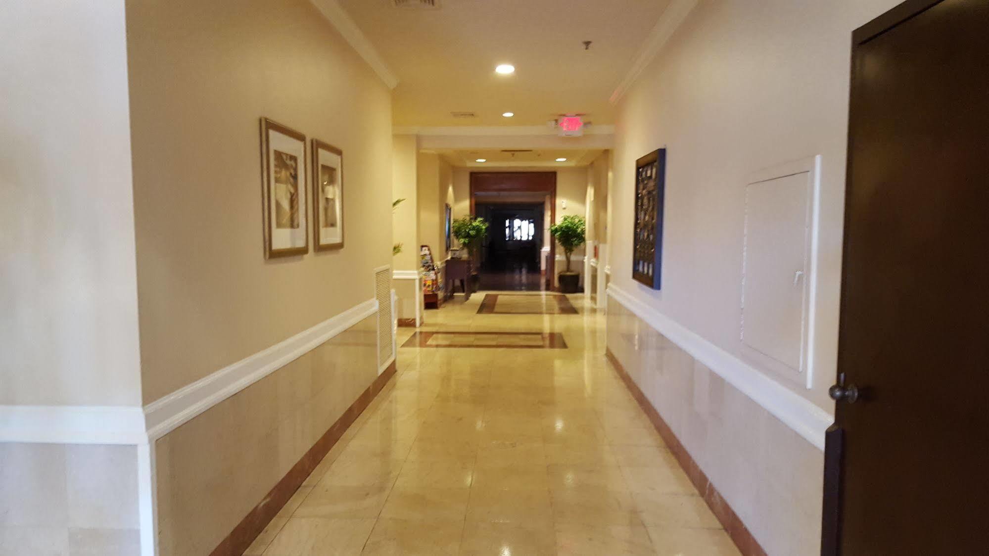Ramada Plaza By Wyndham Atlanta Airport Hotel College Park Luaran gambar
